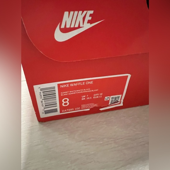 Nike Waffle One 'Summit White' Running Shoes - Picture 13 of 16